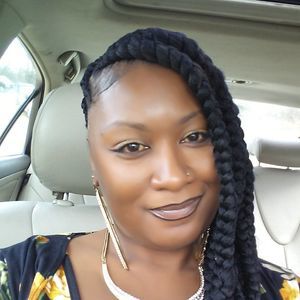 Meet your Posher, Latasha